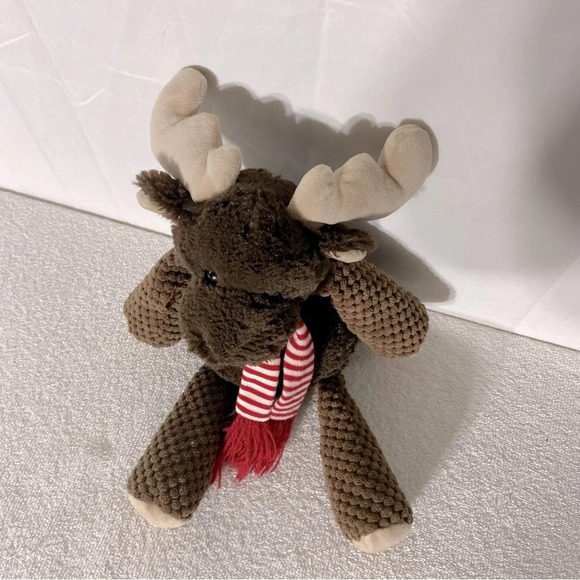 Scentsy Buddy Magnus Moose Christmas 2013 Reindeer with Red  Scarf Plush - Picture 5 of 13